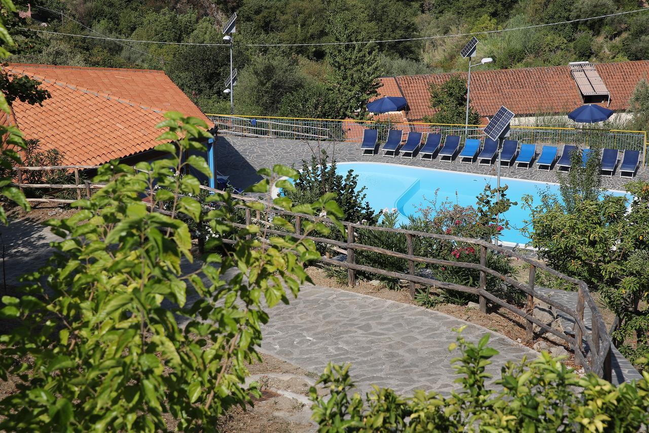 Turismo Rurale Il Sole Villa Sant'Angelo di Brolo Exteriör bild