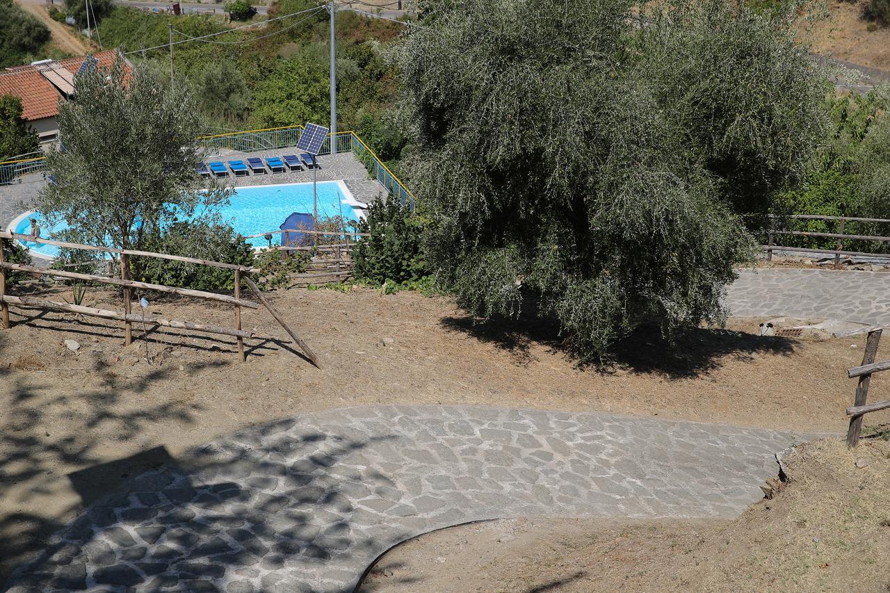 Turismo Rurale Il Sole Villa Sant'Angelo di Brolo Exteriör bild